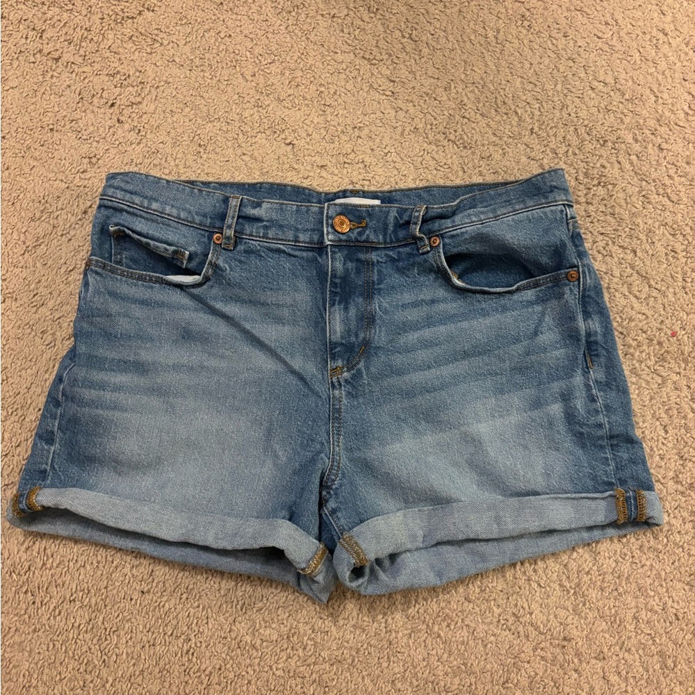 LOFT Light Wash Rolled-Hem Denim Shorts